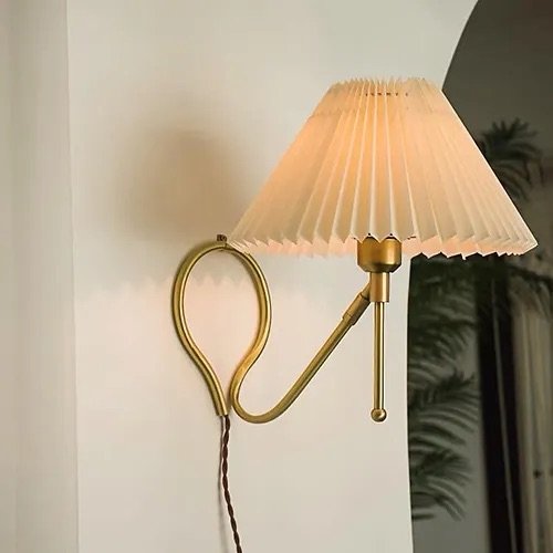 Estienne Pleated Lamp