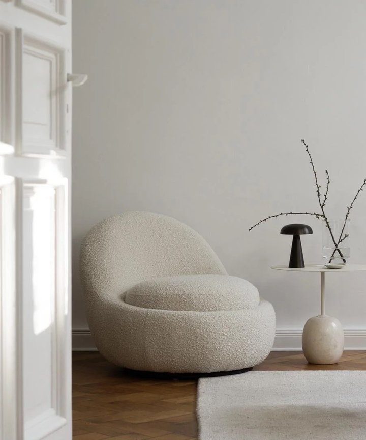 Bernadetta Comma Chair