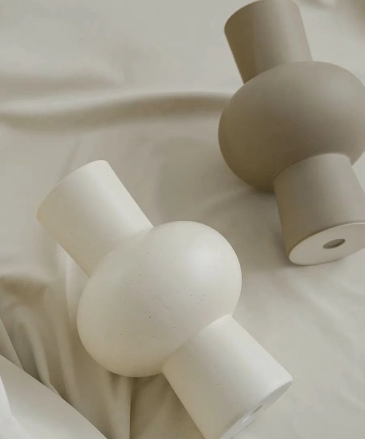 Kalynda Balloon Vase