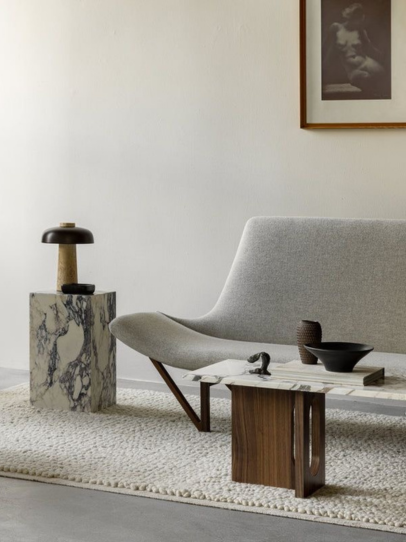 Cécile Calacatta Viola Plinth