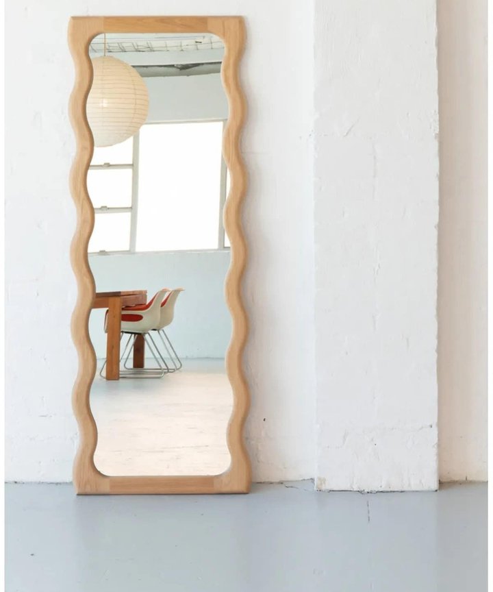 Elloria Wavy Mirror