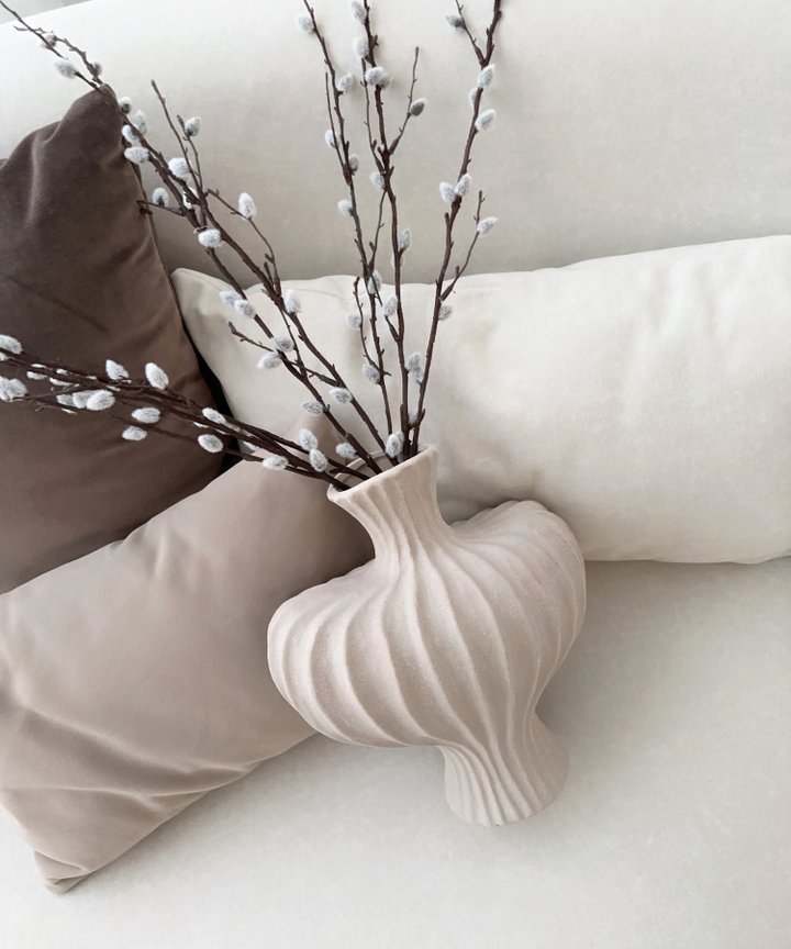 Hespera Silhouette Vase