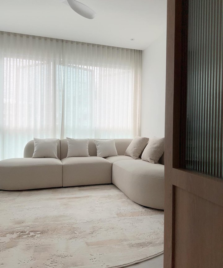 Rowena Textured Rug - Round