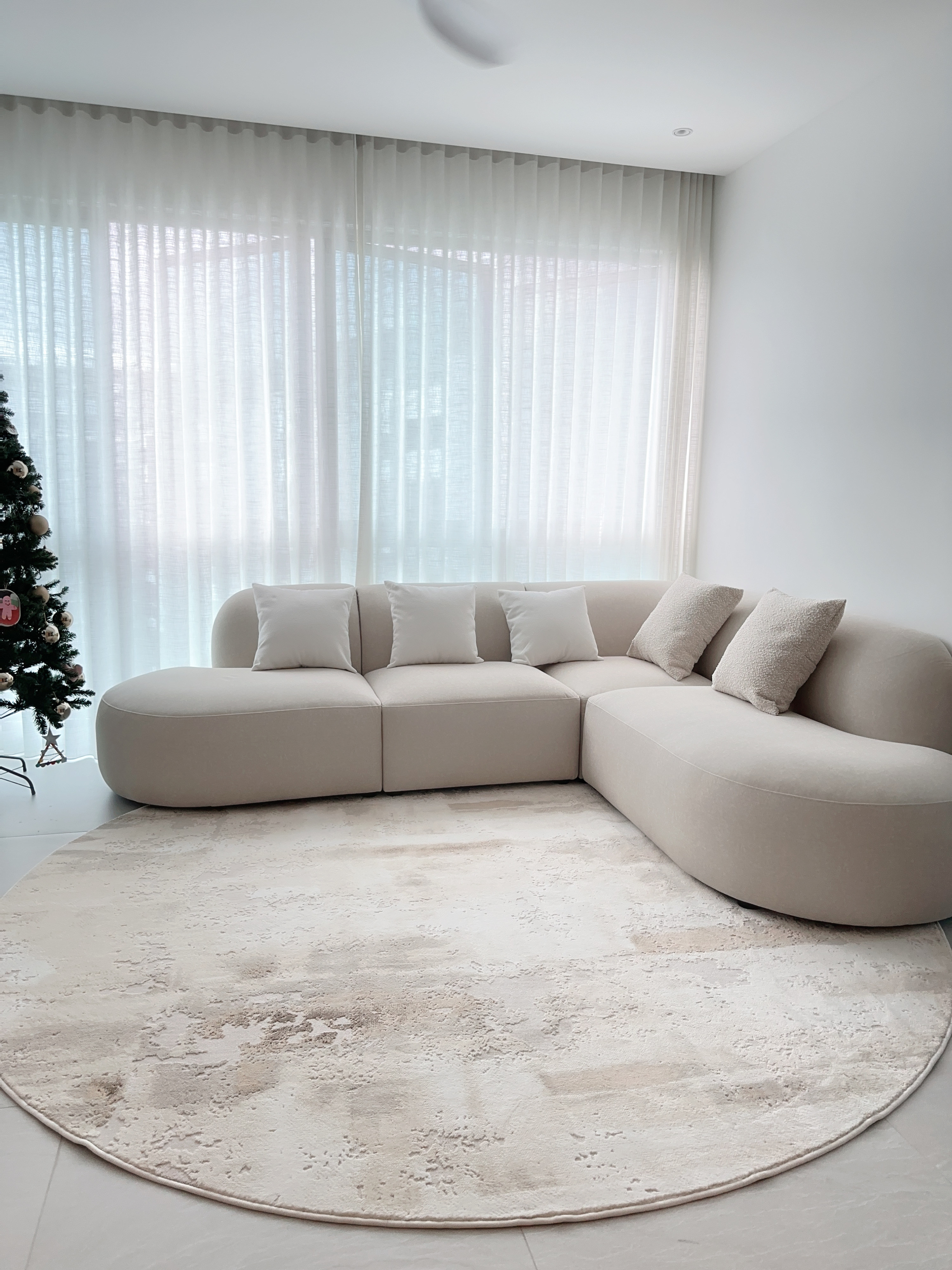 Rowena Rug Rowena Textured Rug - Round | The Happy Place