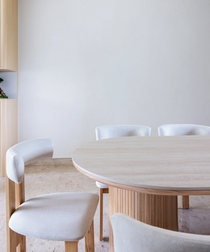 Concordia Dining Table - Straight Edge