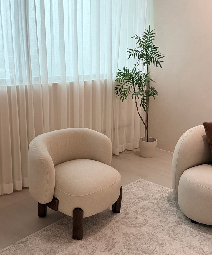 Lavyrle Lounge Chair